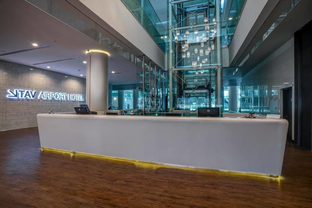 Tav Airport Hotel Izmir Zewnętrze zdjęcie